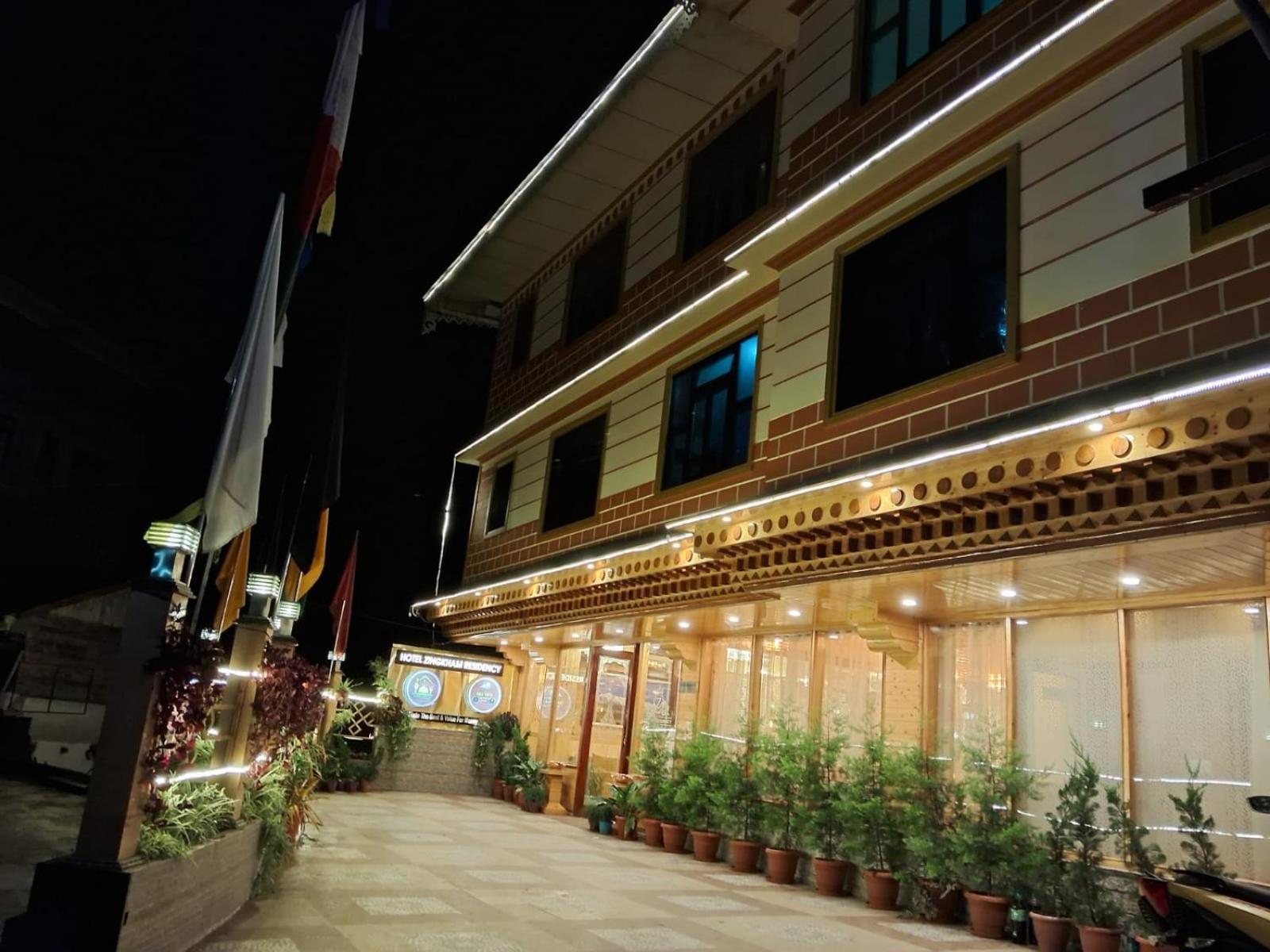 Hotel Zingkham Residency Gangtok Kültér fotó